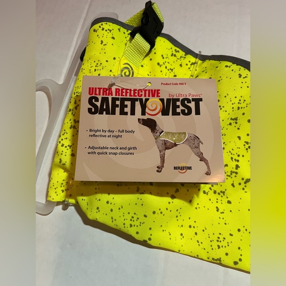 Ultra Paws Dog and Cat Reflective Vest - Yellow medium - Picture 4 of 4
